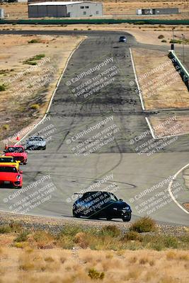 media/Oct-18-2025-Extreme Speed (Sat) [[d6d7e1fef1]]/Group 3 Purple/Session 3 (Turn 1)/